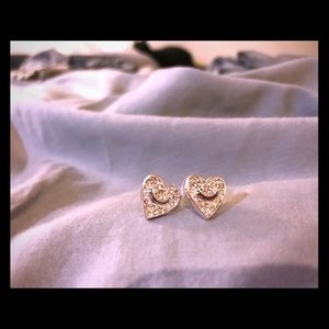NWOT Juicy Couture Heart shaped earrings.